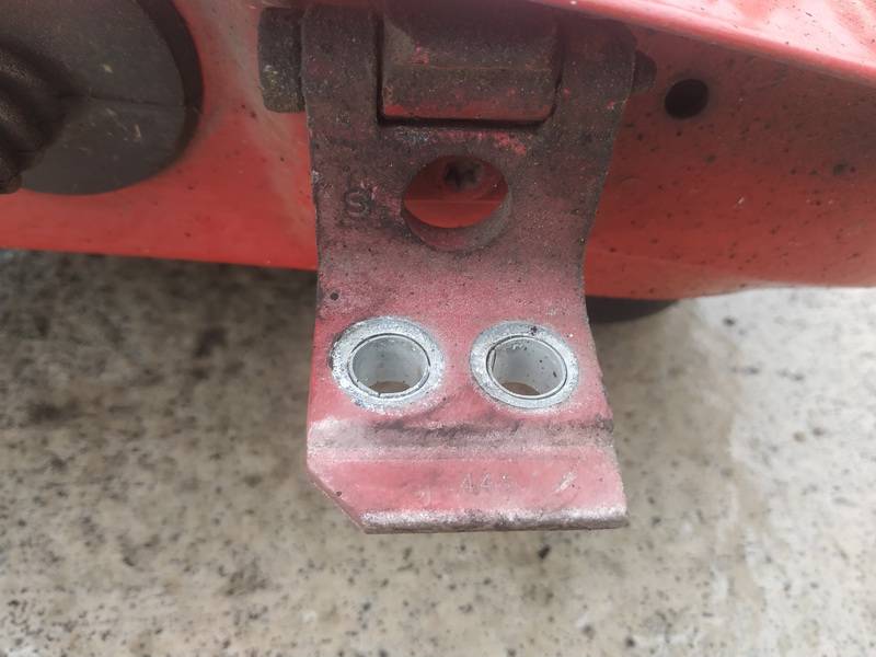 Peugeot 206 2004 Door Hinge - FRONT