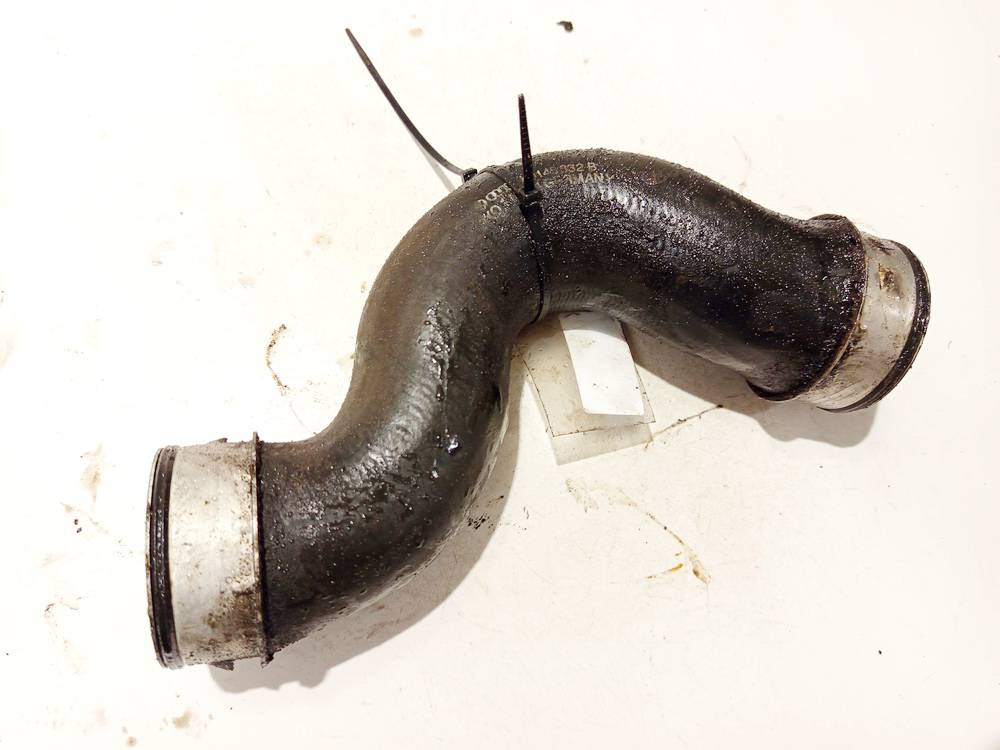 1K0145332B Volkswagen Touran 2004 TURBO INTERCOOLER PIPE HOSE