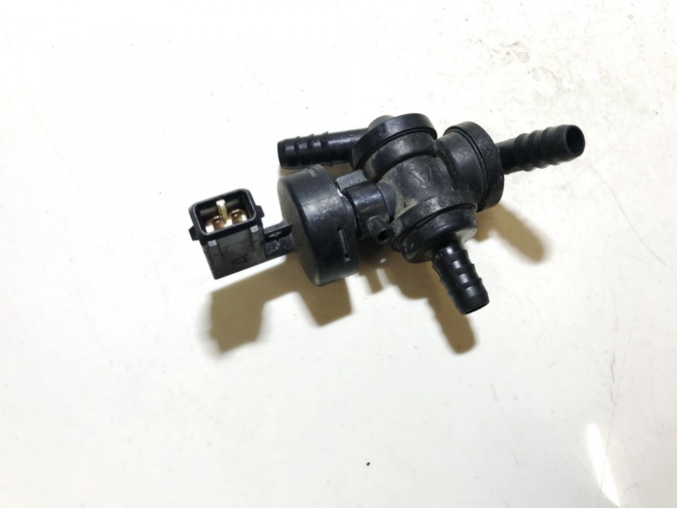 8649287 used Vacuum Control Purge Valve (Solenoid Valve) Volvo XC 90