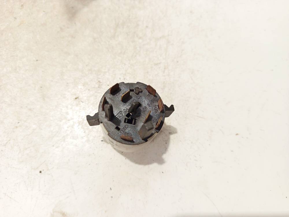 4B0905849 Volkswagen Passat 1993 Ignition Starter Switch - Thumbnail 2