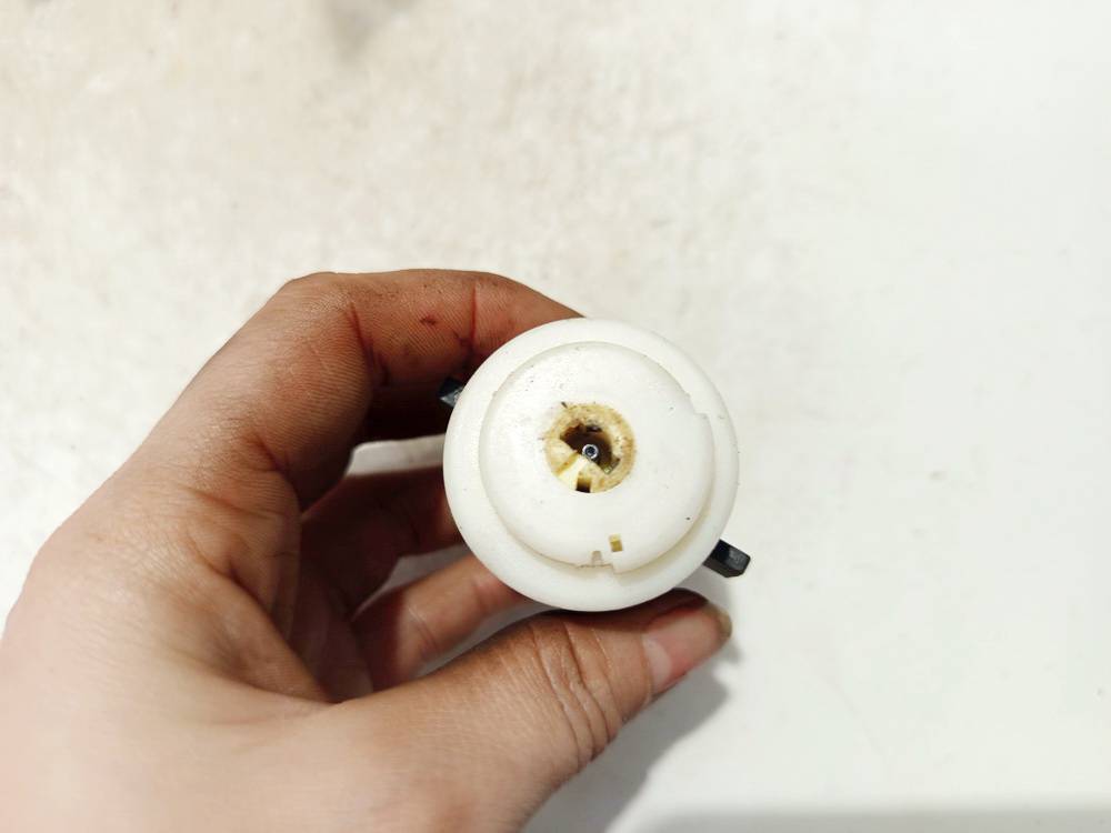 4B0905849 Volkswagen Passat 1993 Ignition Starter Switch - Thumbnail 3