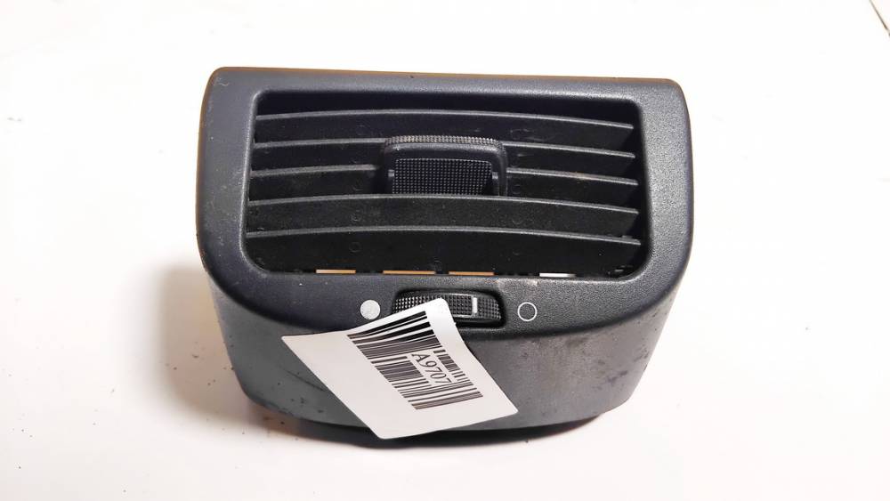 LS347701 Fiat Stilo 2003 Rejilla Aireadora -
Moldura protectora de la rejilla de ventilación lateral del panel