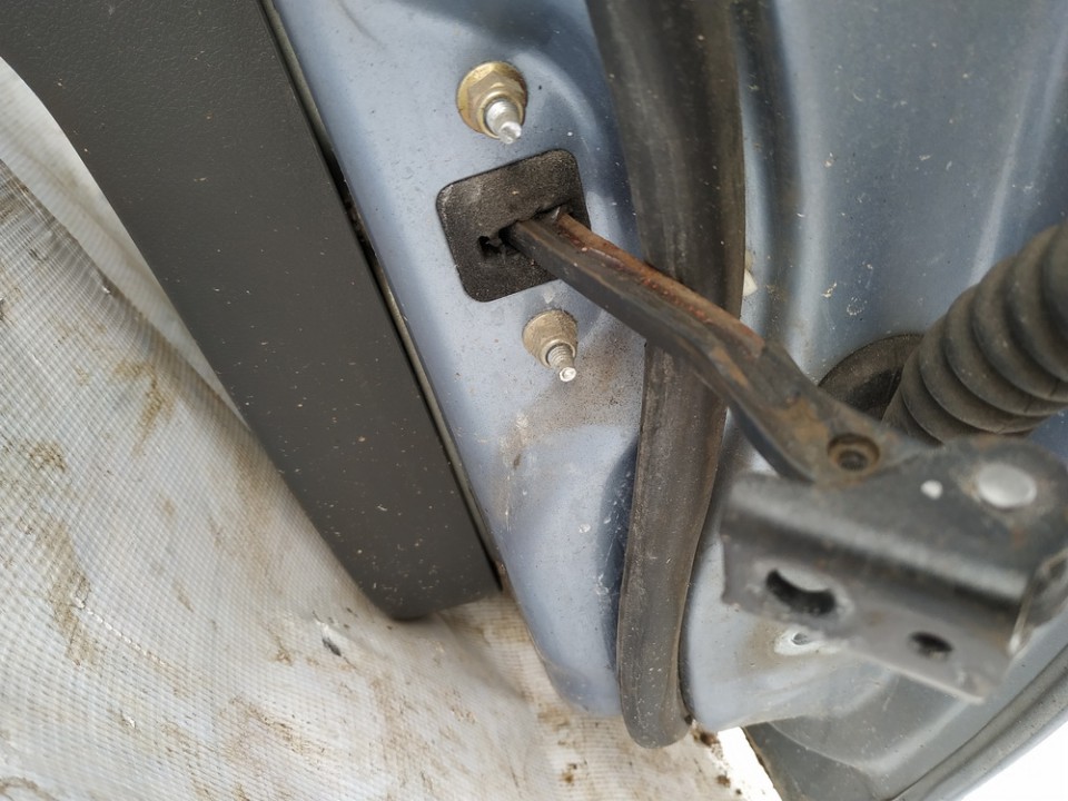 Ford C-MAX 2007 кронштейны двери - передний левый - Thumbnail 2