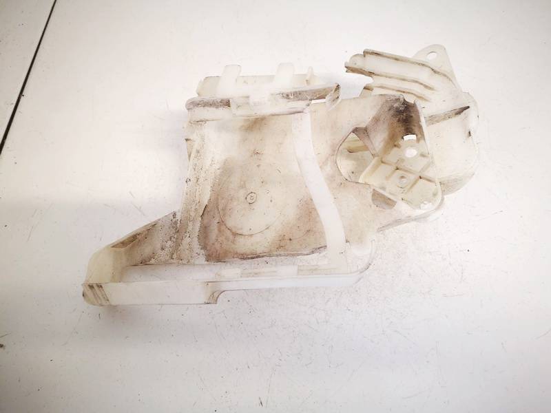 3C0837867B Volkswagen Passat 2006 Citi turētāji