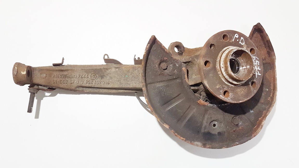 7L640728A Volkswagen Touareg 2005 Steering knuckle - FRONT RIGHT