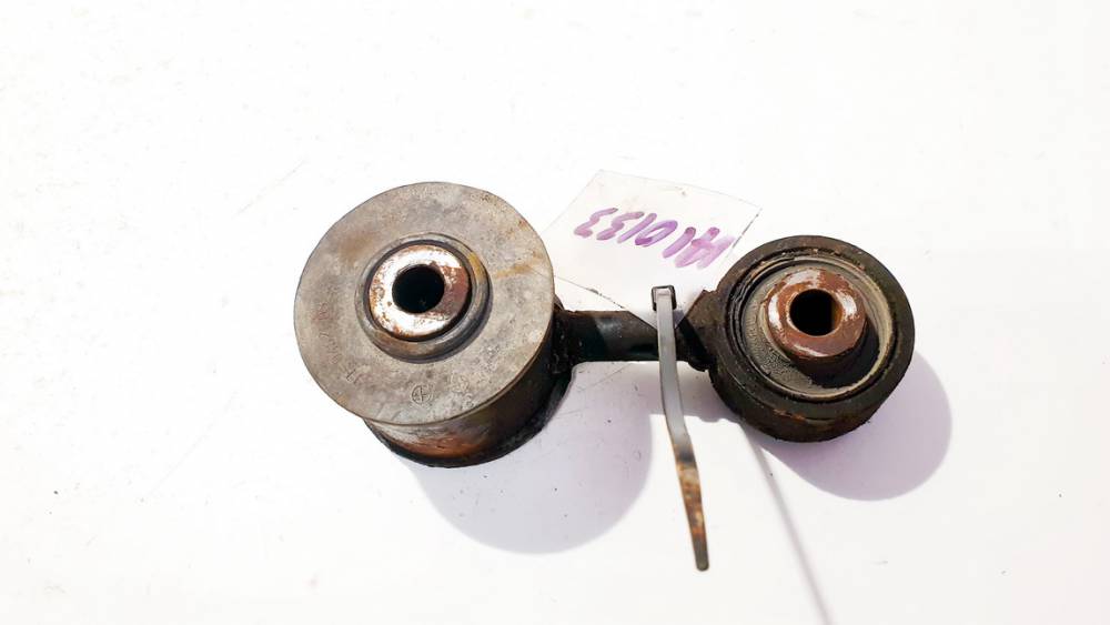 Toyota Previa 2006 Engine Mounting and Transmission Mount (Engine support)