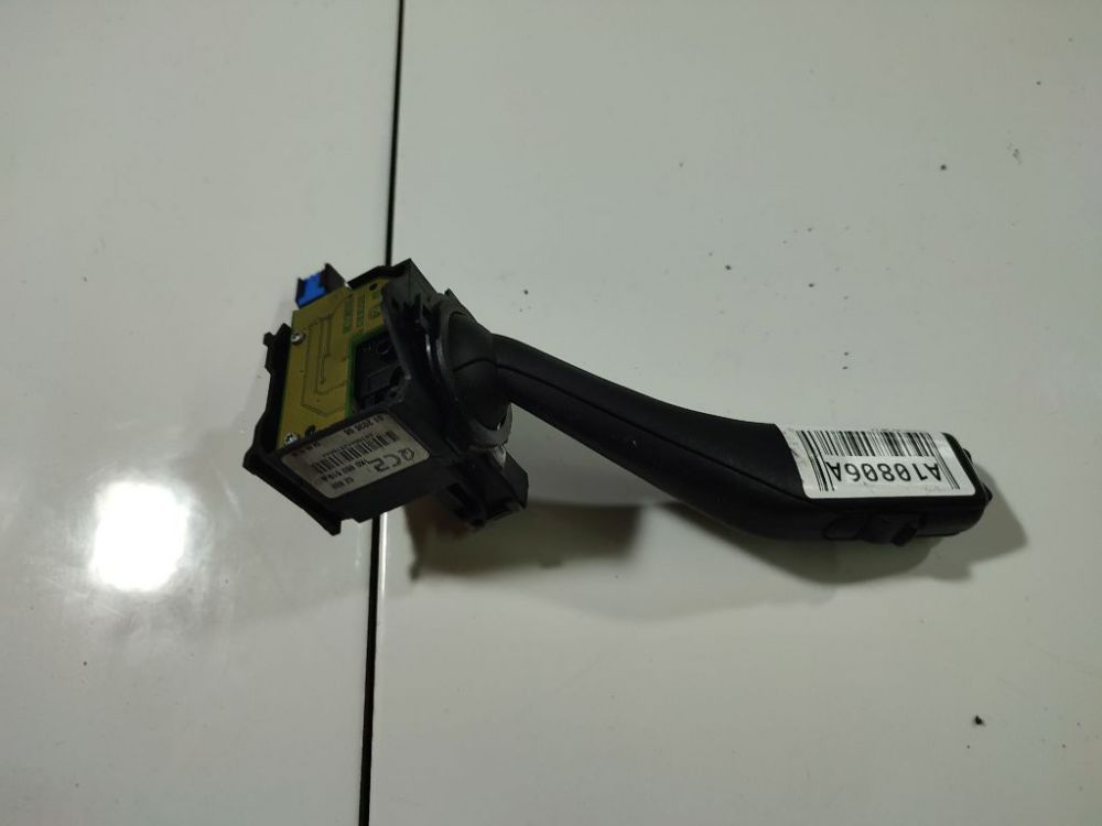 1K0953519A Volkswagen Golf 2005 Wiper ARM STEERING COLUMN SWITCH