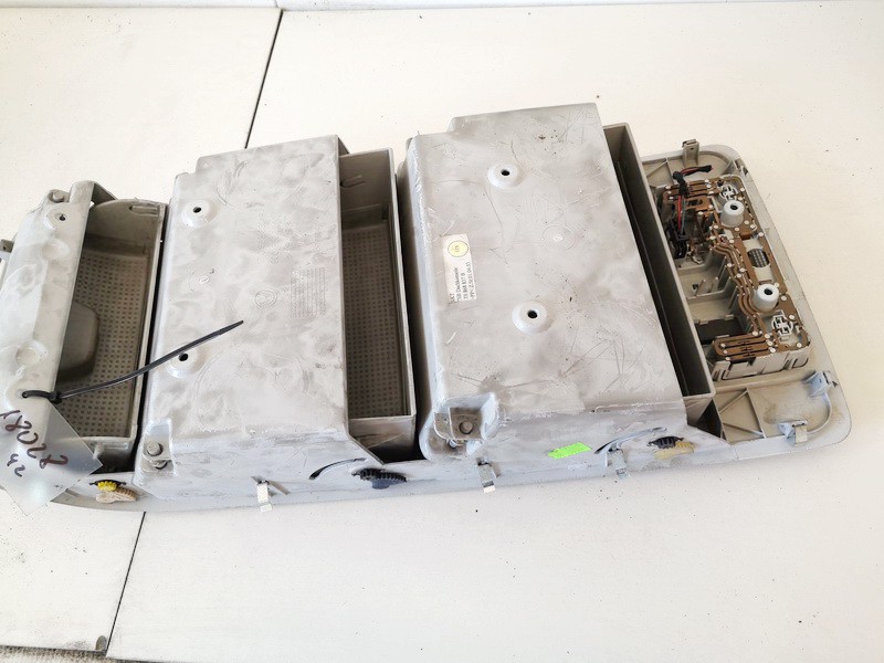 1T0868837B Volkswagen Touran 2004 Eclairage intérieur - Thumbnail 2