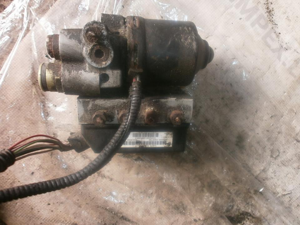04683333 Chrysler Voyager 1998 ABS Unit (ABS Brake Pump)