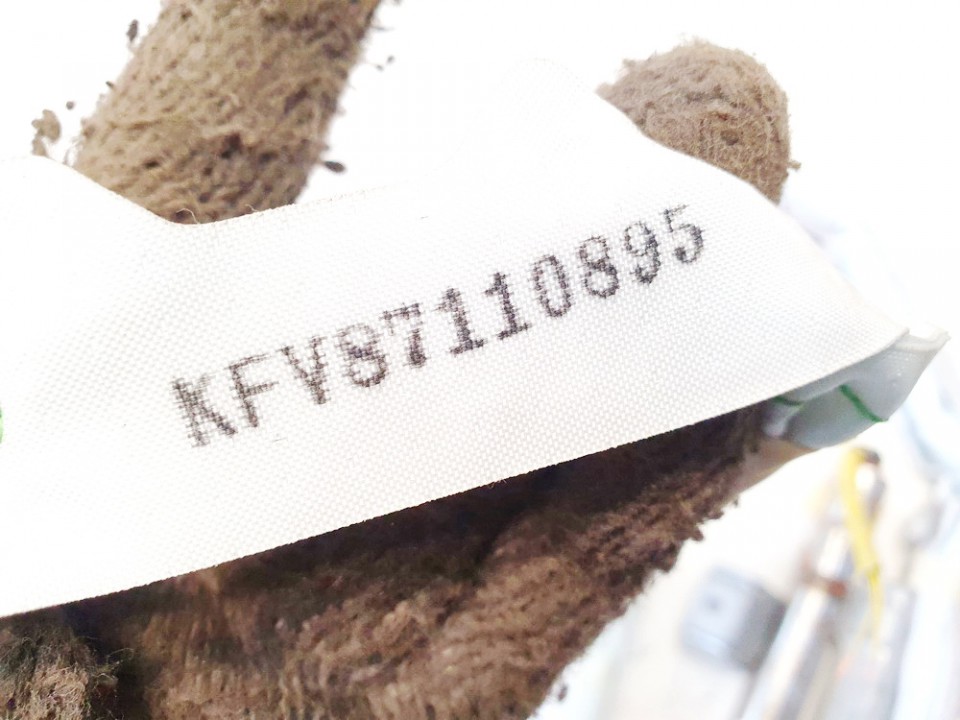 KGV87110895 Toyota Auris 2008 Stogo SRS P.D. - Thumbnail 3