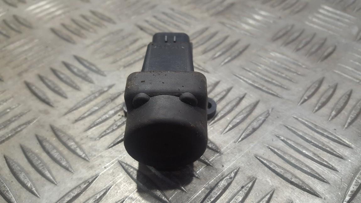 wqt100030 Inertia fuel cut off switch (FUEL CUT OFF SWITCH) Rover 75