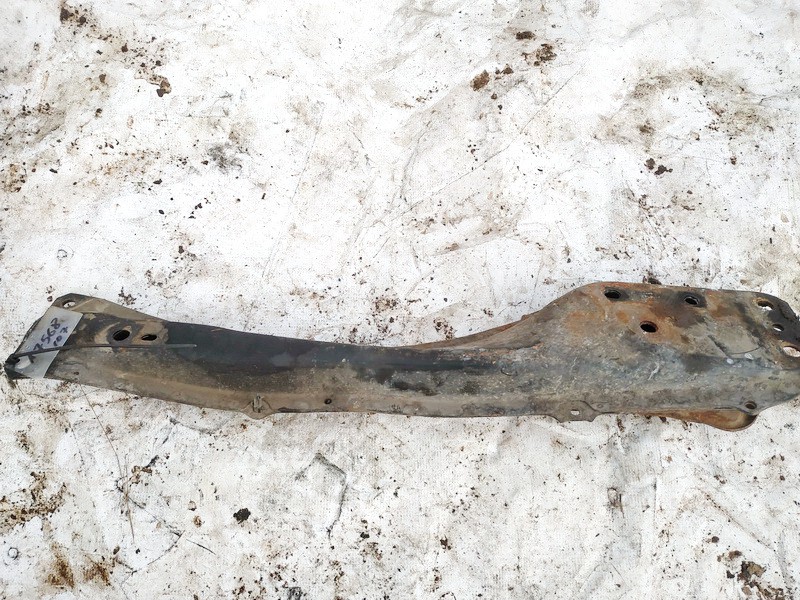 Toyota Avensis 2004 Wzdłużny poprzeczny belka