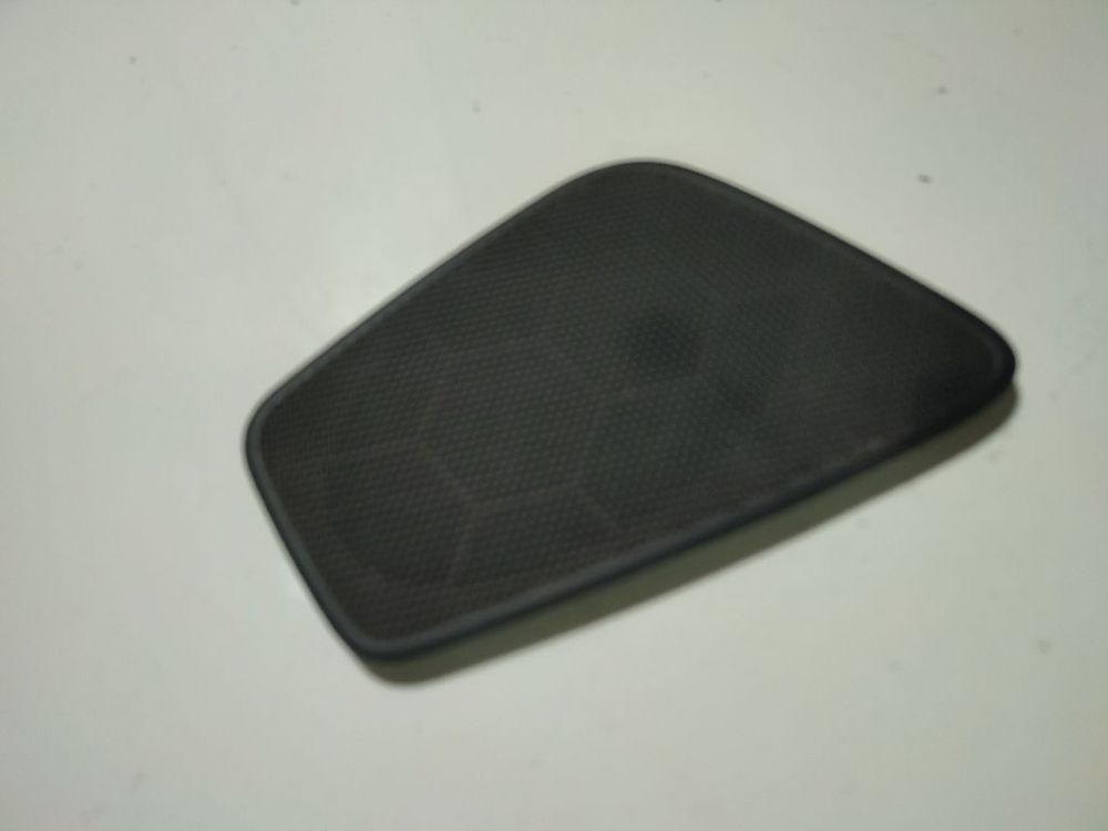 13262609 Opel Astra 2013 Skaļruņa režģis - PRIEKŠA PA KREISI