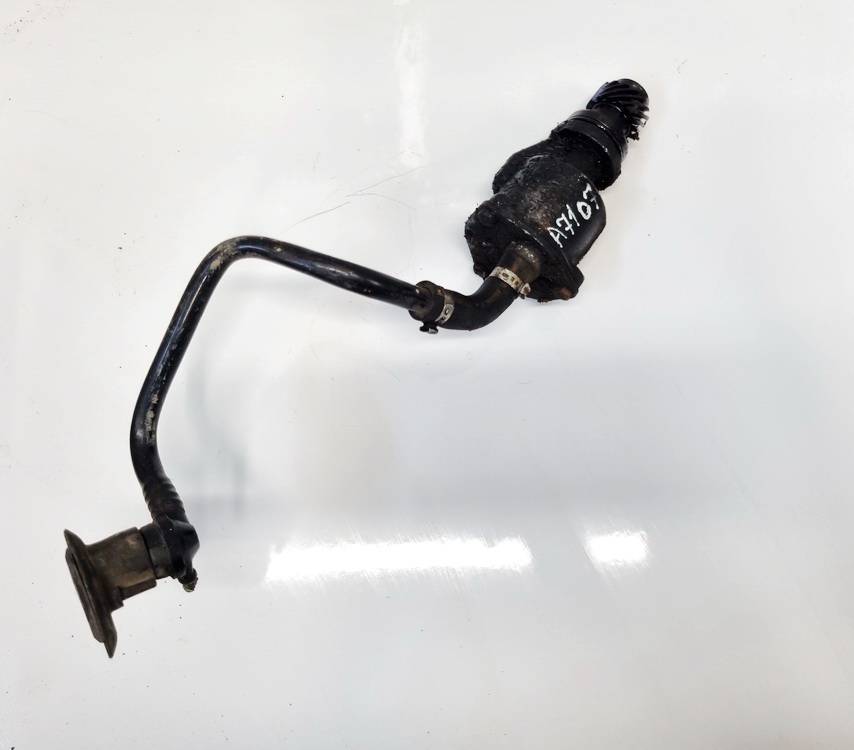 028207A Audi A4 1997 Насос вакуумный