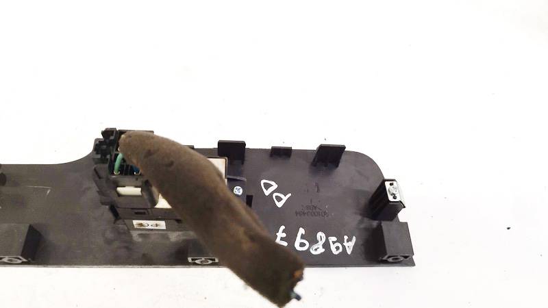 201003484 Chevrolet Captiva 2006 Power window control (Window Regulator-Window Switch) - Thumbnail 3