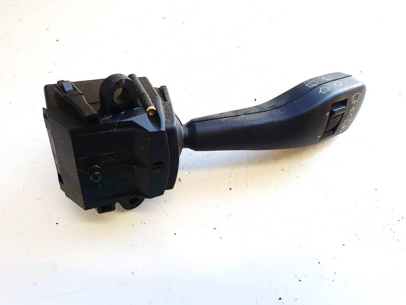 8363669M BMW X3 2005 Pyyhkijän vipu