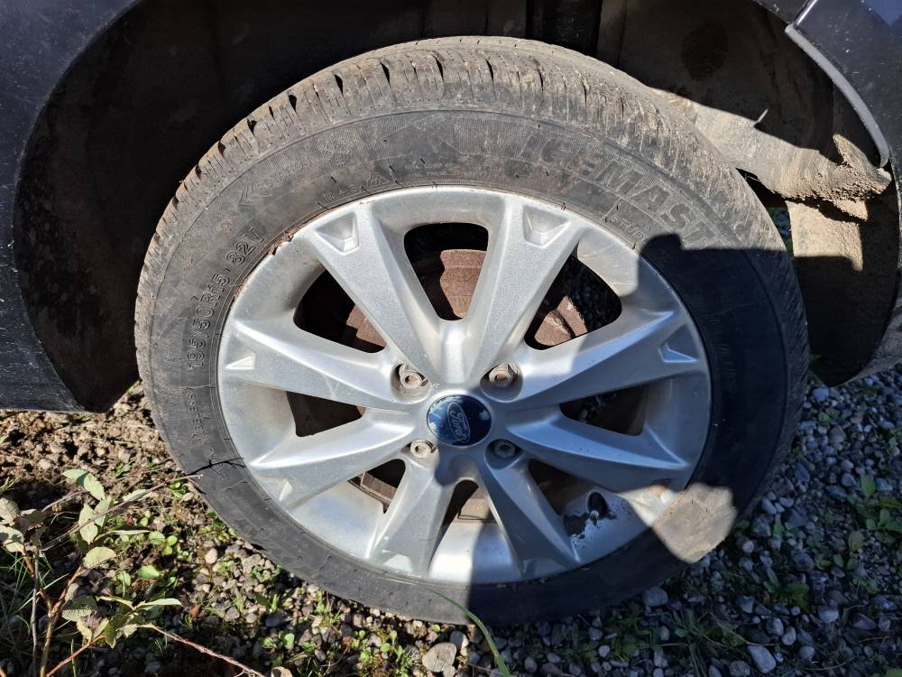 4X108 Ford Fiesta 2009 Jeu de roues pluie R15 - Thumbnail 3