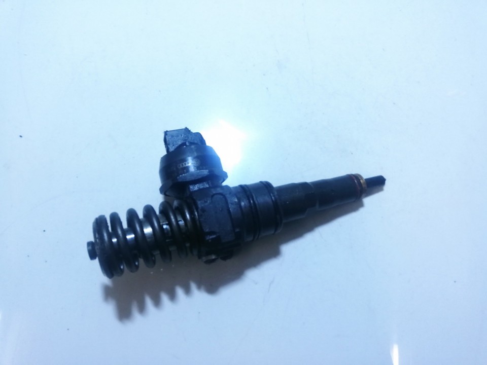 038130073BN Volkswagen Golf 2006 Degvielas iesmidzinātājs (inžektors)