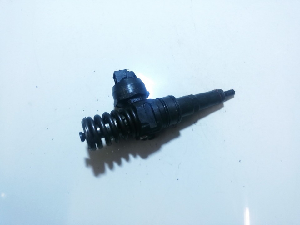 038130073BN Volkswagen Golf 2006 Degvielas iesmidzinātājs (inžektors)