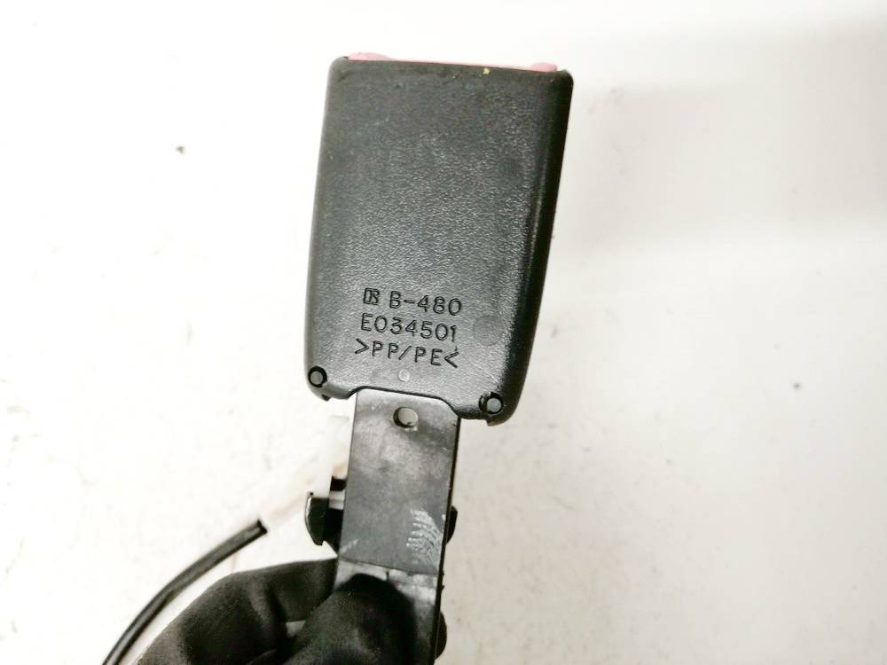 E034501 Toyota Corolla Verso 2006 Seat belt holder (Seat belt Buckle) - FRONT RIGHT - Thumbnail 3