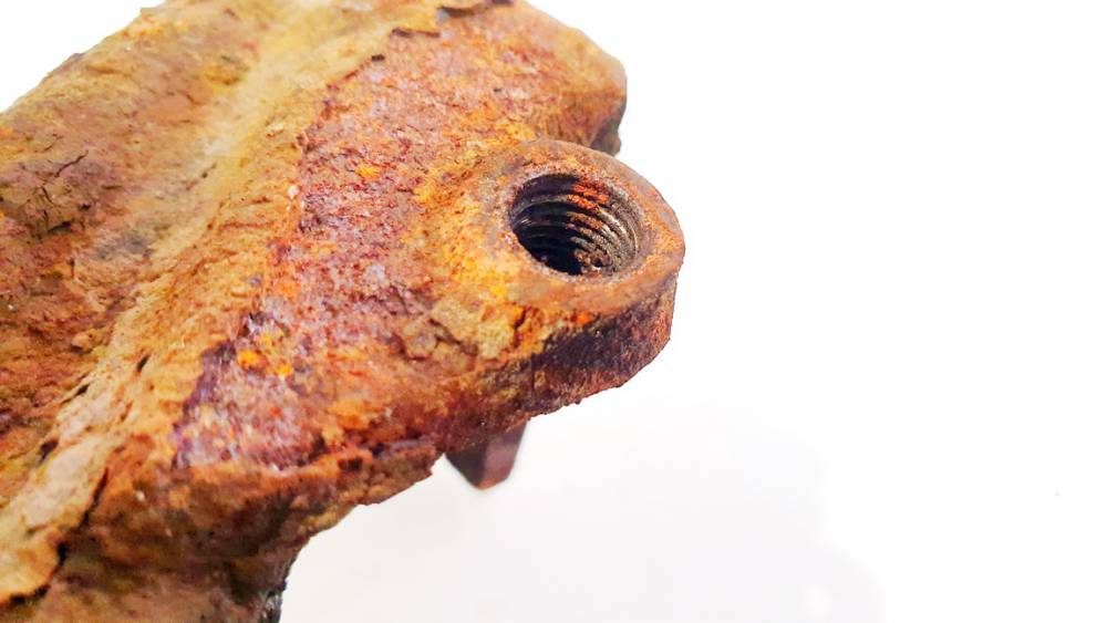 Volkswagen Golf 2000 Steering knuckle - FRONT LEFT - Thumbnail 3