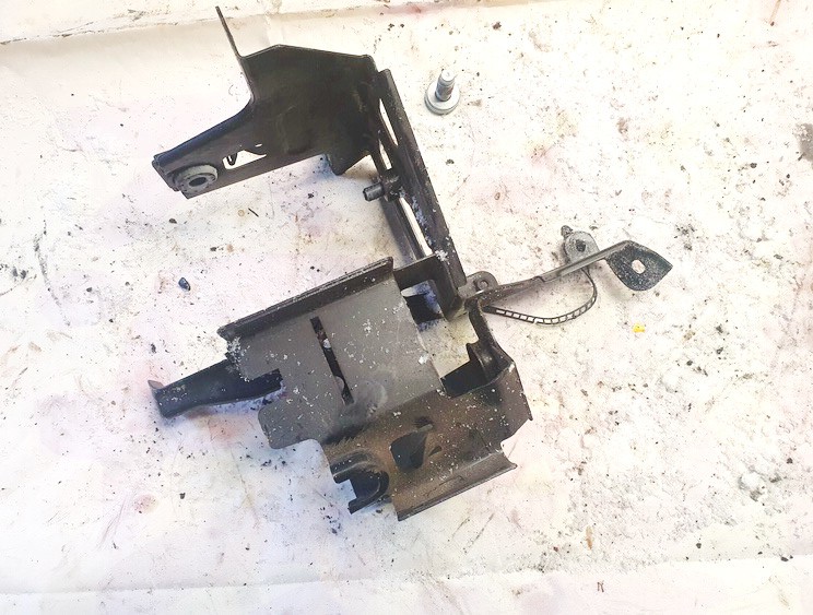 4B0614119AA Volkswagen Passat 2002 Другие автозапчасти