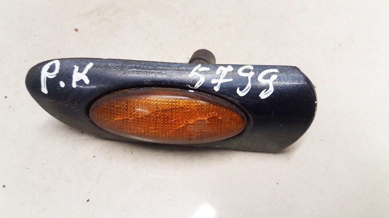 09135507 Opel Vectra 2000 Pagrieziena rādītājs spārnā - PRIEKŠA PA KREISI