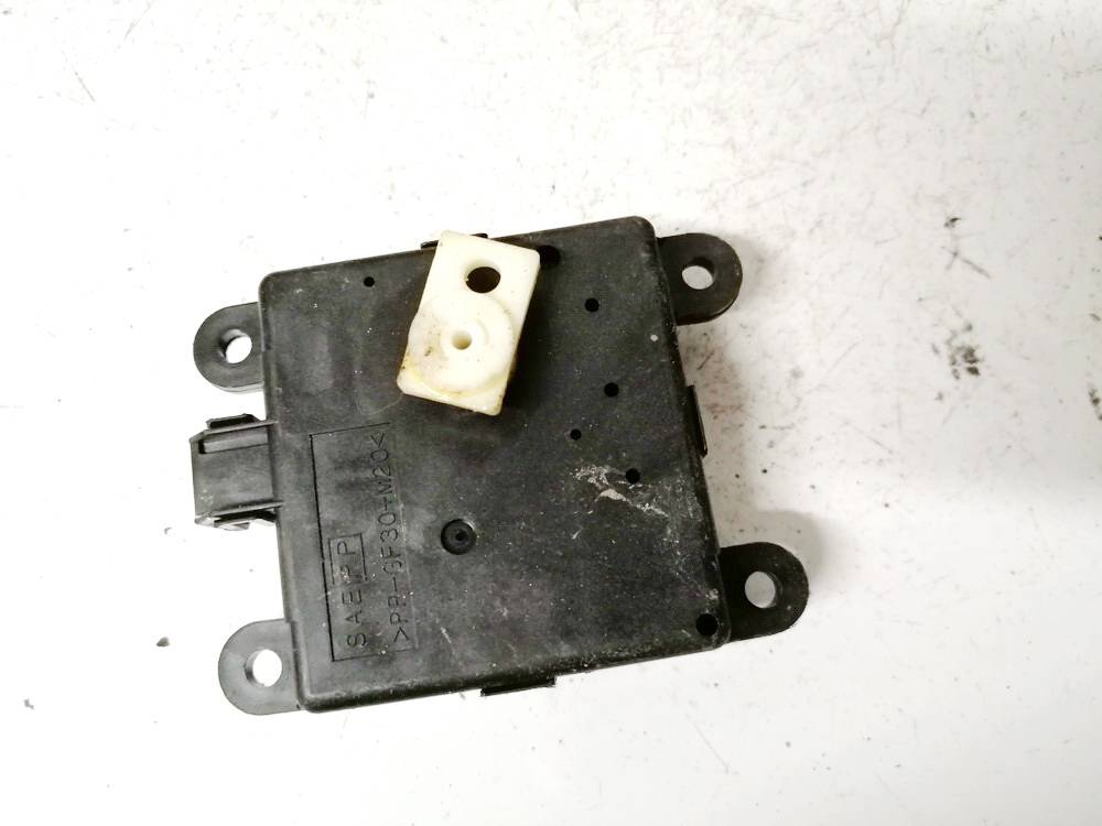 3K01030840 Nissan 350 Z 2004 Heater Vent Flap Control Actuator Motor - Thumbnail 2