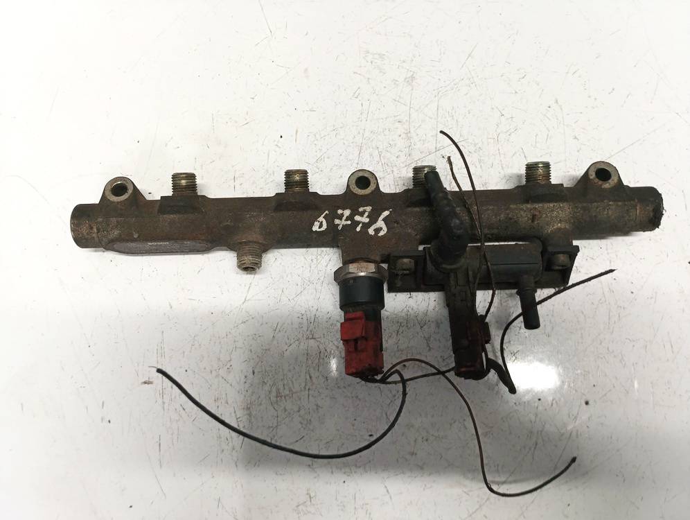 0445214017 Citroen C8 2003 Fuel injector rail (injectors)(Fuel distributor)