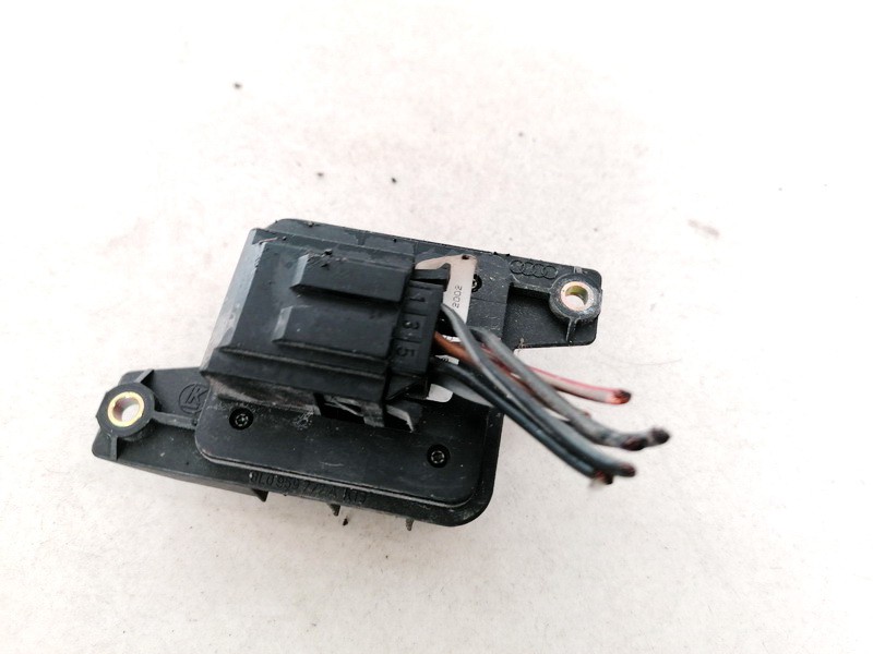 8L0959777A Audi A6 1999 Interruptor de control del asiento - Thumbnail 2