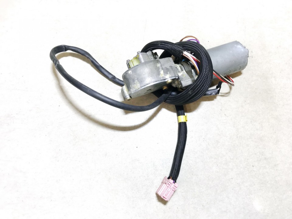 GP41A35H Mercedes-Benz S-CLASS 2001 Seat Motor Regulator - FRONT LEFT