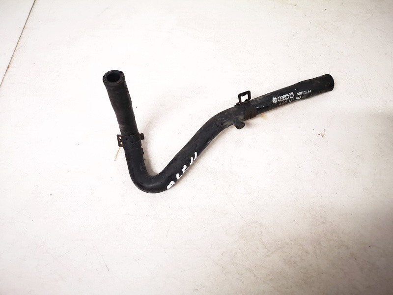 8D0121107D Volkswagen Passat 1997 Radiator Hose (Water Hose)