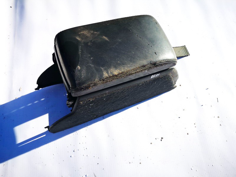 3U0863319A Skoda Superb 2006 Seat Armrest