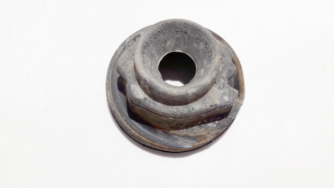 1J0512149B Volkswagen Golf 2000 Coil Spring, Cap Plate Upper