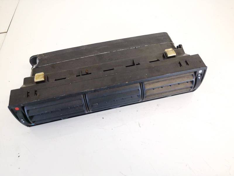 4A1820951B Audi 100 1994 Dash Vent (Air Vent Grille)