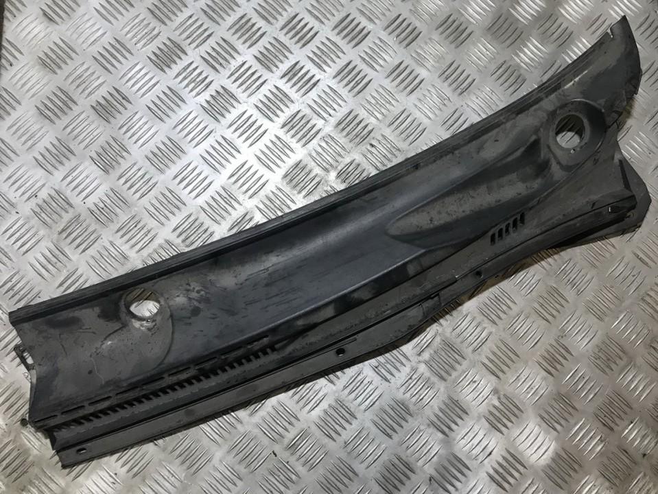 5570902070 Toyota Corolla 2004 Wiper Muolding - FRONT