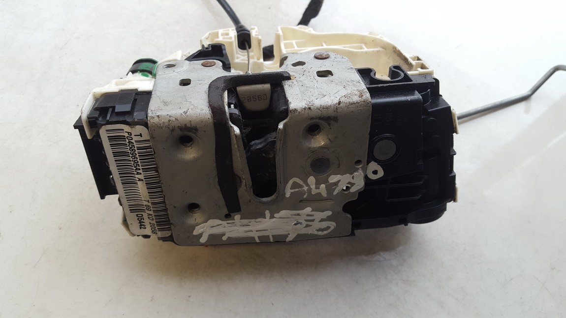 P04589695AA D5442 Door Lock Mechanism front left side Dodge Journey