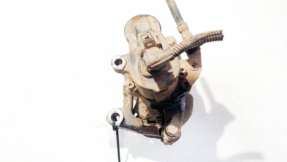 Volkswagen Passat 2006 Disc-Brake Caliper - REAR LEFT - Thumbnail 2