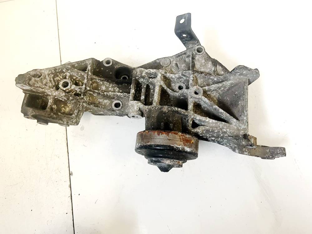 Audi A6 1996 Wspornik silnika - Thumbnail 2