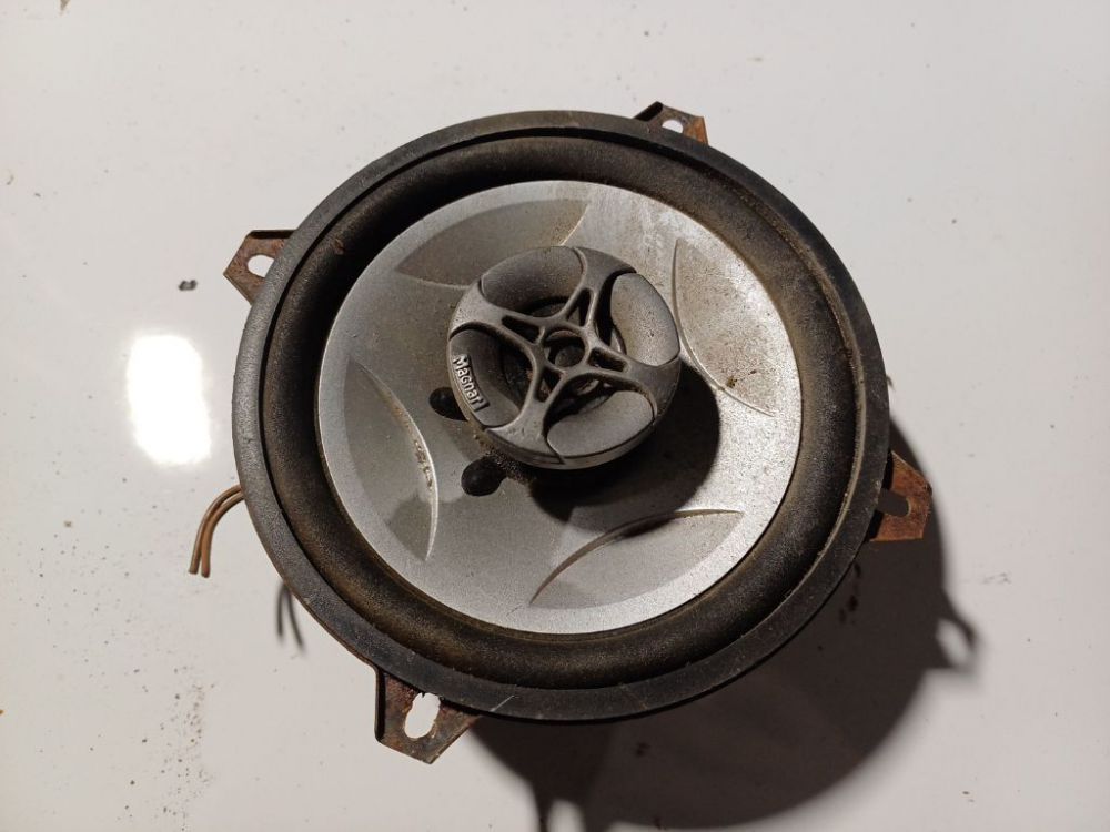 Opel Astra 1998 Speaker (audio)