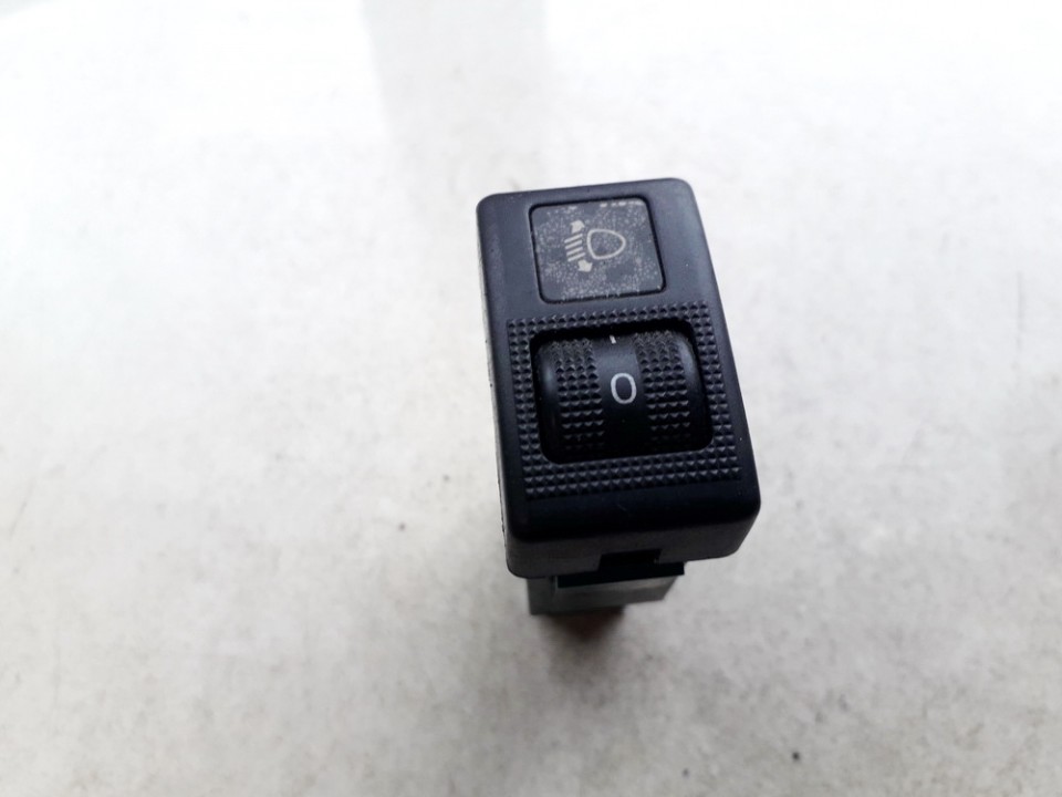 Mazda MPV 2003 Przycisk regulatora wysokości lampy