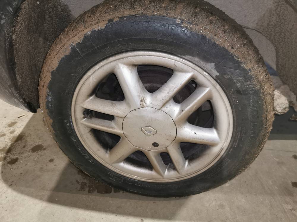 4X100 Renault Scenic 2002 Komplet Kół Zimowych R15 - Thumbnail 3