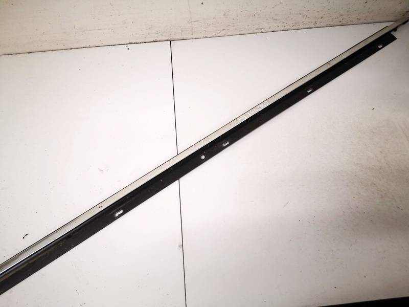 4F0853284C Audi A6 2000 Glass Trim Molding-weatherstripping - FRONT RIGHT