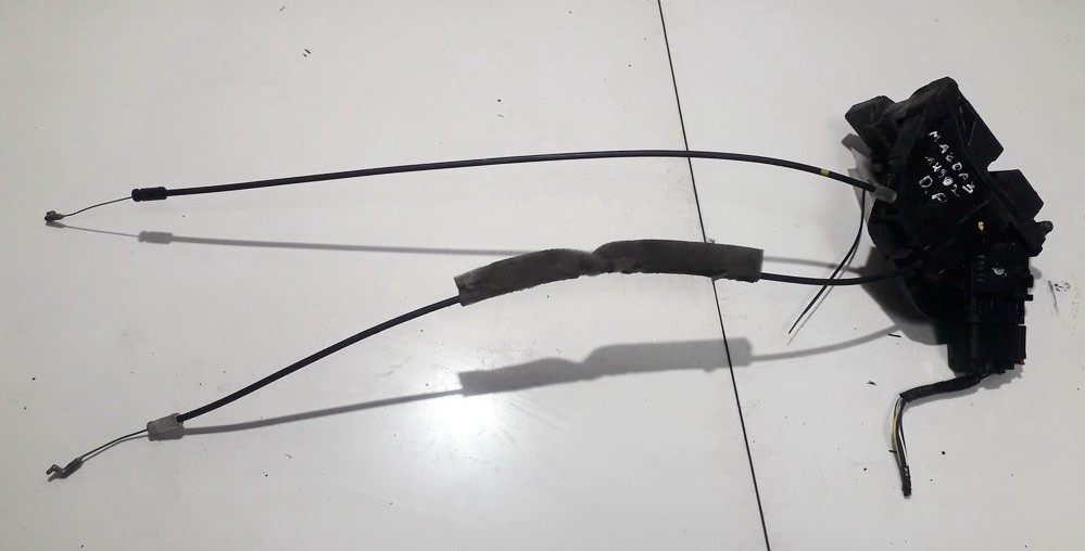 3N6AA21812D Mazda 3 2005 Door Lock Mechanism - FRONT RIGHT