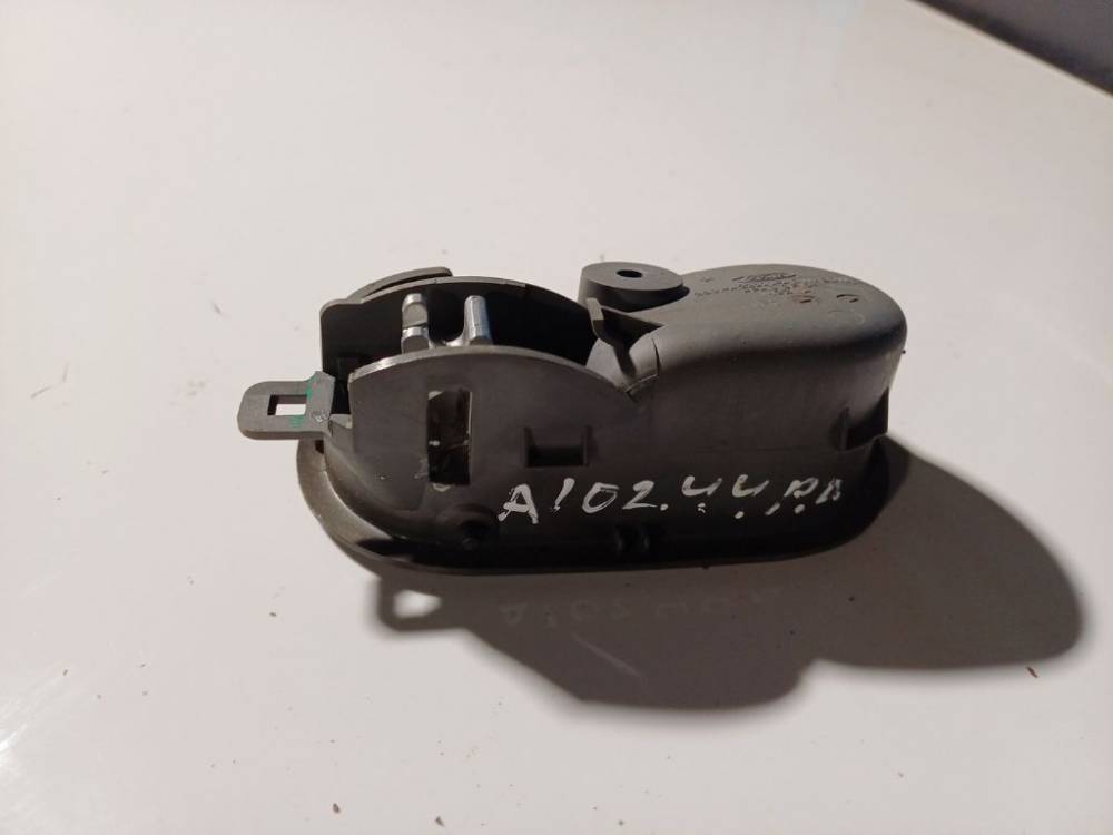 2S61A2000ADW Ford Fiesta 2002 Iekšējais atvēršanas rokturītis - PRIEKŠA PA LABI