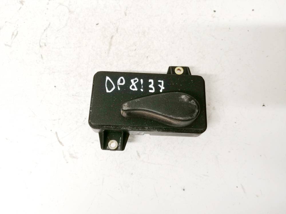 8L0959766 Audi A6 1997 Przycisk sterowania fotela