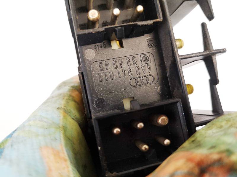 4A0941822 Audi 100 1994 Drošinātāju kārba - Thumbnail 3