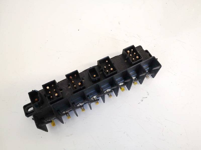 4A0941822 Audi 100 1994 Drošinātāju kārba - Thumbnail 2