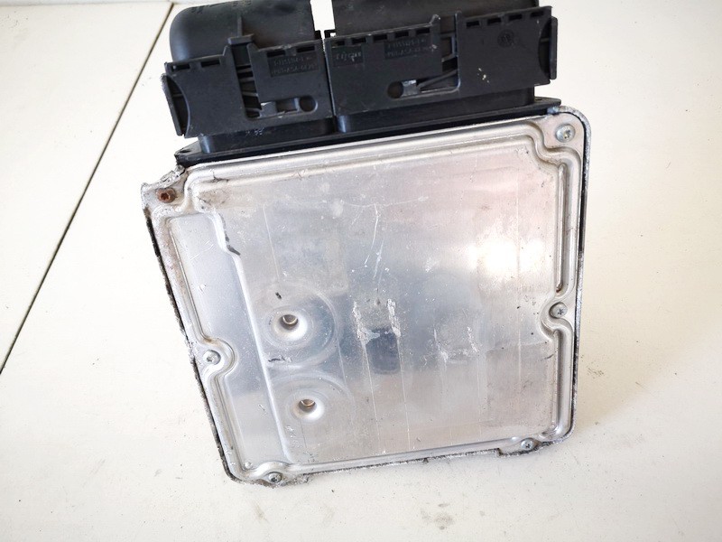 03G906016DJ Skoda Octavia 2004 ECU Engine Computer (Engine Control Unit) - Thumbnail 3