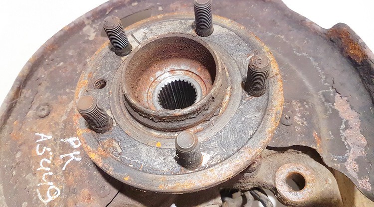 Land-Rover Discovery 2006 Steering knuckle - FRONT LEFT